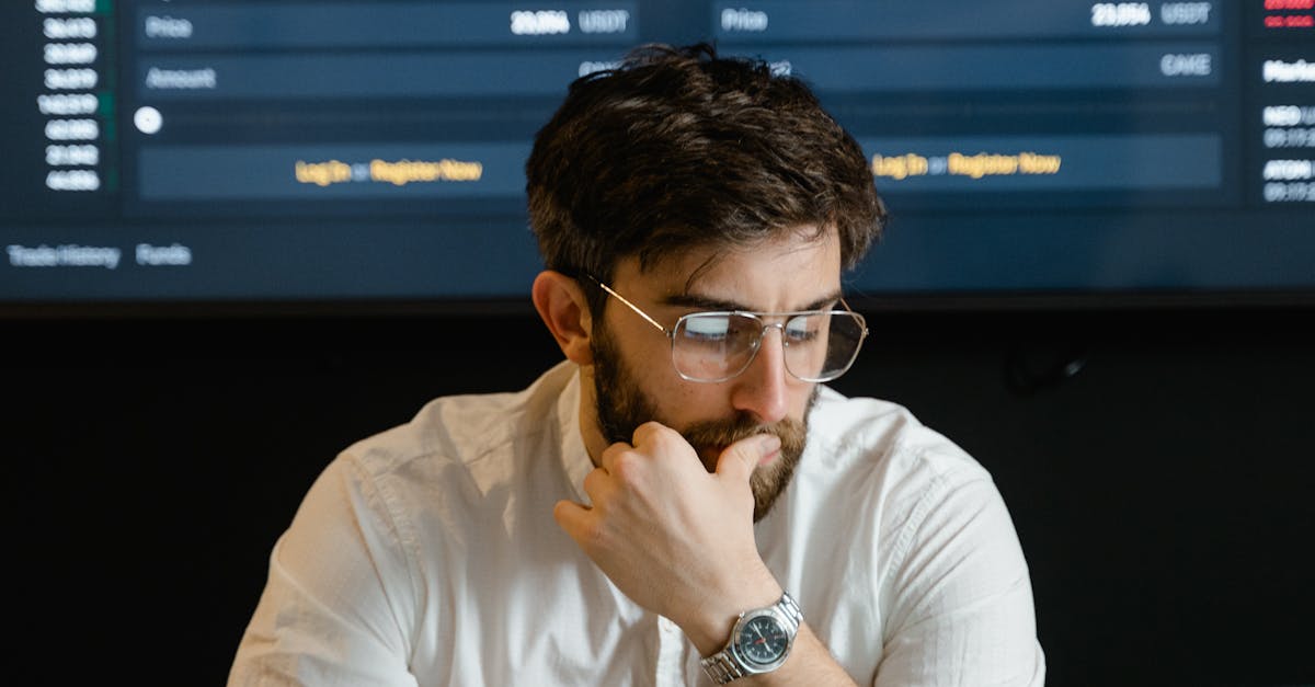 Análise de métricas e gráficos em tela de computador para melhorar engajamento